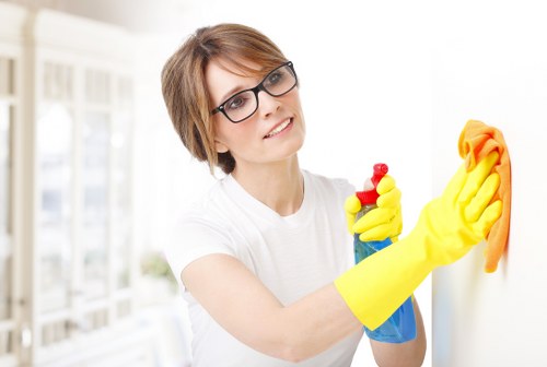 Satisfied tenant after end of tenancy cleaning